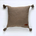 Mira kuddfodral i khaki bomull med texturerad yta och dold dragkedja