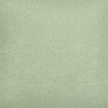 Tvättat linne i 100 % linne i ljus grön ton med naturlig struktur och matt yta.
